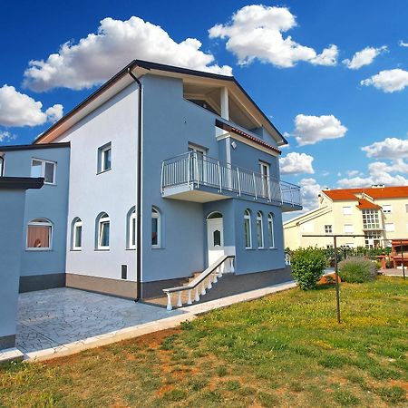 Apartments Dragica 1251 Фажана Экстерьер фото